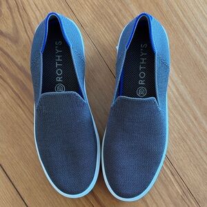 Rothy's Original Slip-On Knit sneakers Gray Slate with Blue Trim